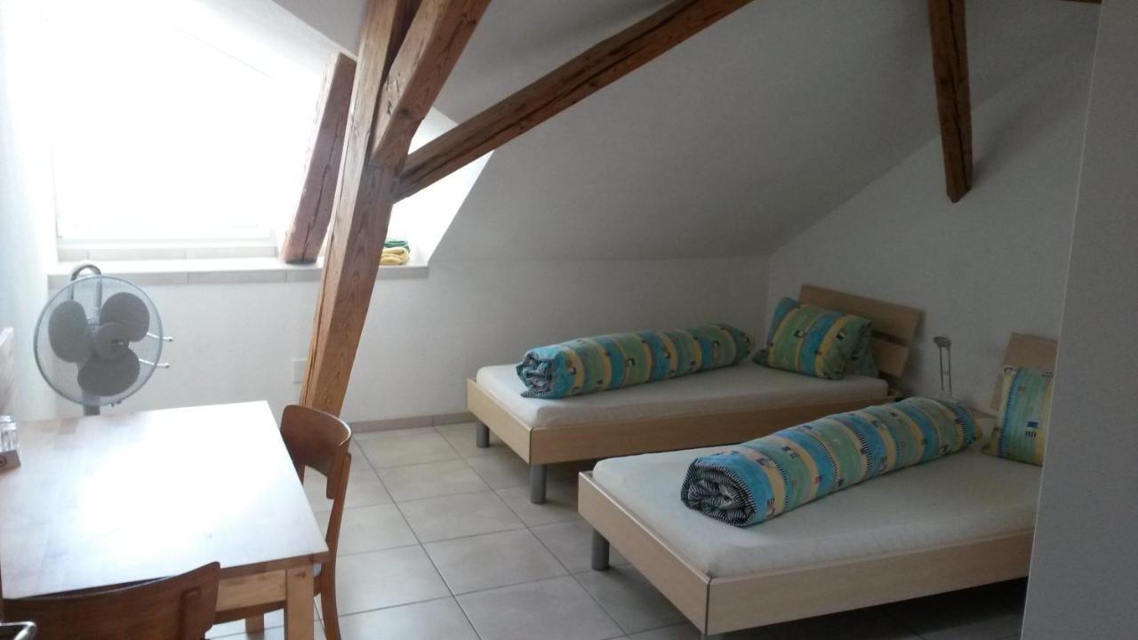 Hotel Loewen Monchaltorf Екстер'єр фото