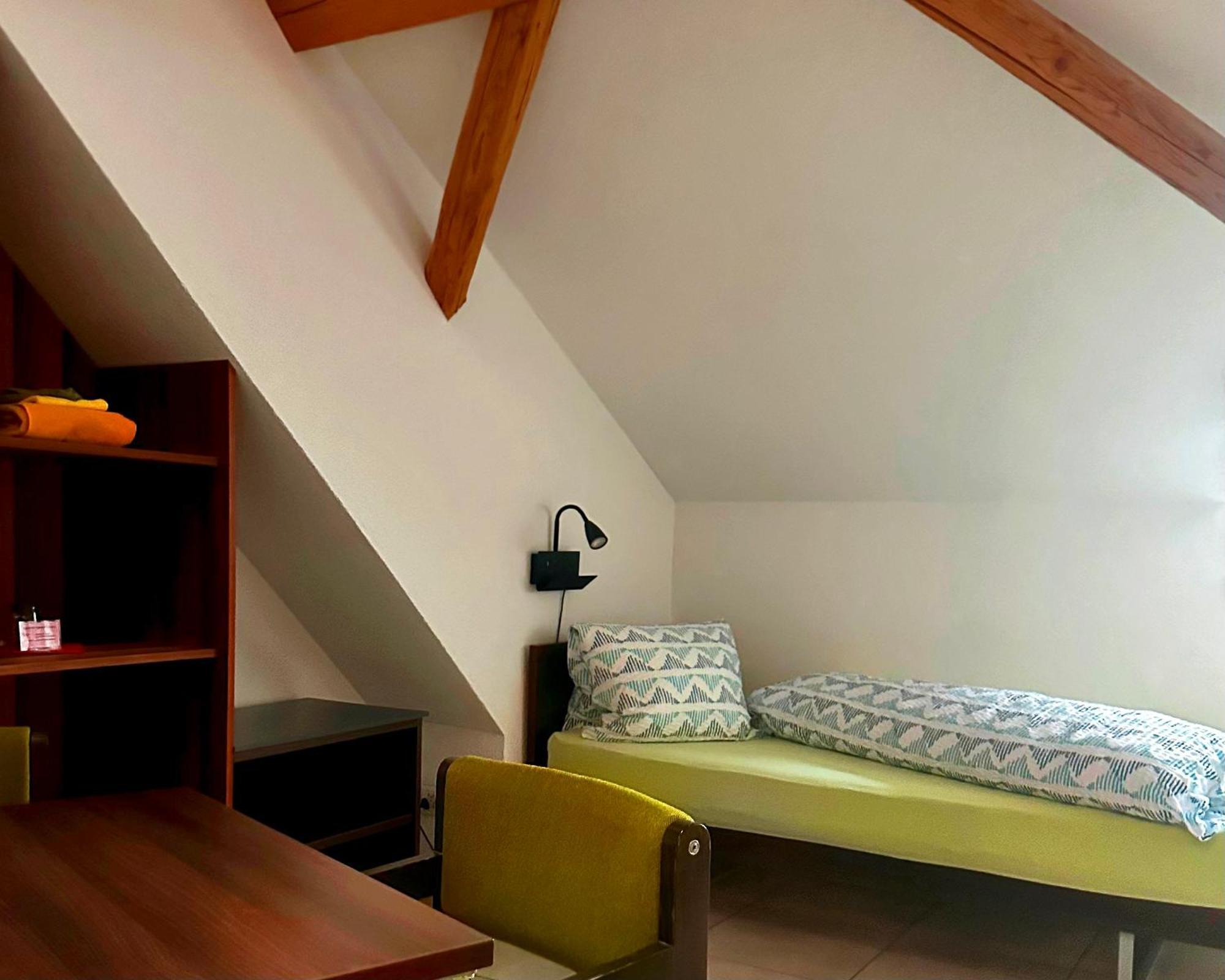 Hotel Loewen Monchaltorf Екстер'єр фото